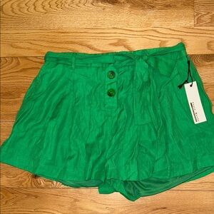 Flowy Green Women's Shorts